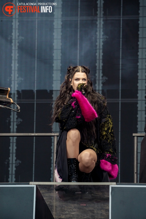 Davina Michelle op Pinkpop 2024 - Zondag foto