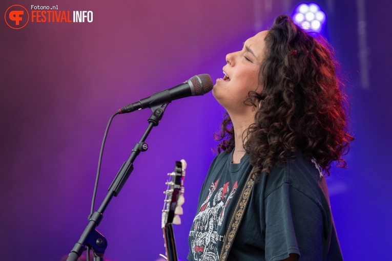Ruby Waters op Pinkpop 2024 - Zondag foto
