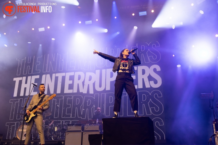 The Interrupters op Pinkpop 2024 - Zondag foto