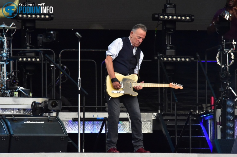 Bruce Springsteen & The E Street Band op Bruce Springsteen & The E Street Band - 27/06 - Goffertpark foto