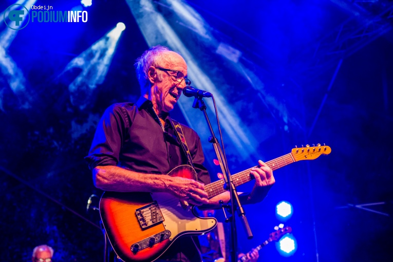 Raymond van het Groenewoud op Raymond Van Het Groenewoud  Tuinconcert - 40 Jaar! - 29/06 - Burgerweeshuis foto
