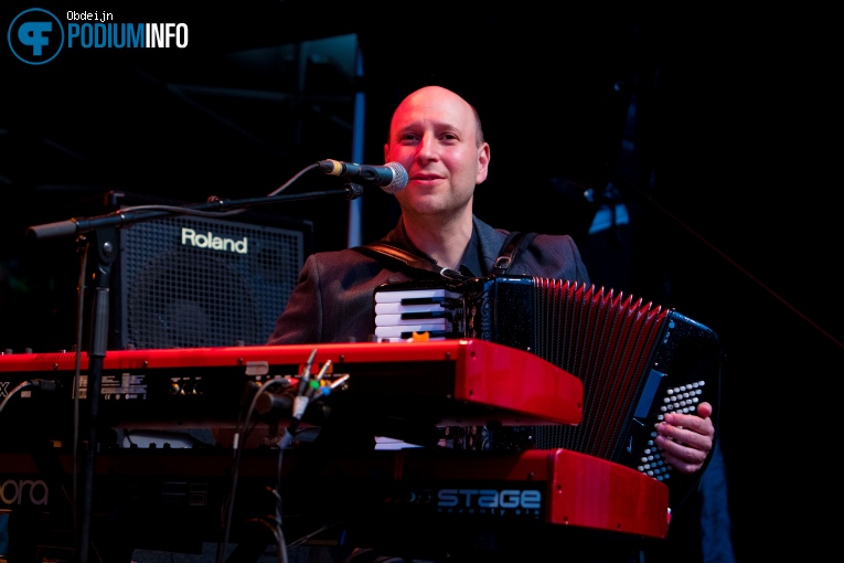 Raymond van het Groenewoud op Raymond Van Het Groenewoud  Tuinconcert - 40 Jaar! - 29/06 - Burgerweeshuis foto