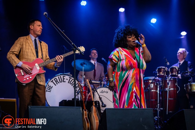 Michelle David & The True-tones op Spoorpark LIVE 2024 foto