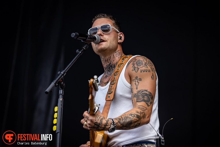 Douwe Bob op Spoorpark LIVE 2024 foto
