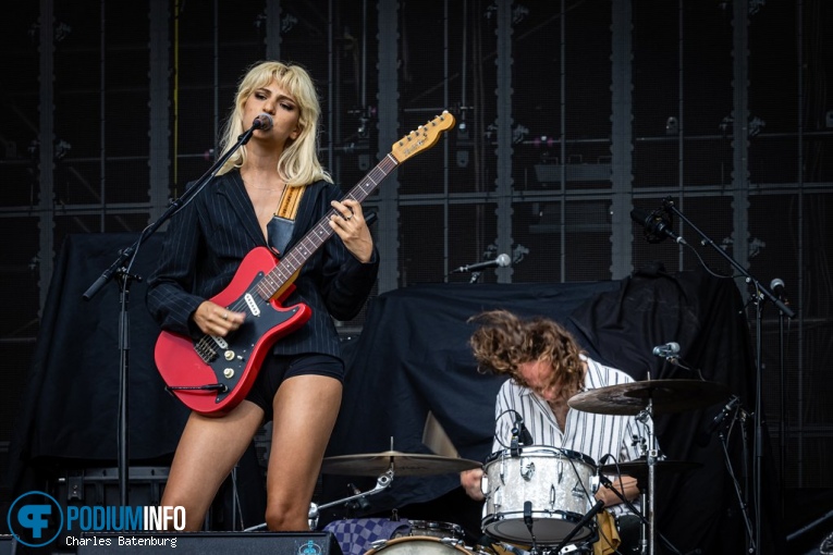 Hiqpy op Massive Attack - 27/06 - Spoorpark foto