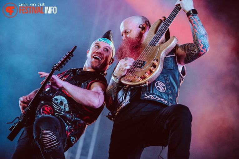 Atreyu op Jera On Air 2024 foto