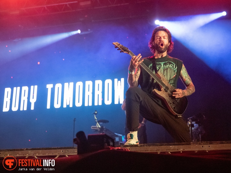 Bury Tomorrow op Jera On Air 2024 foto