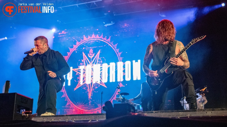 Bury Tomorrow op Jera On Air 2024 foto