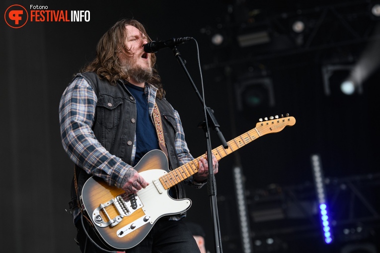 The Gaslight Anthem op Down The Rabbit Hole 2024 - Vrijdag foto