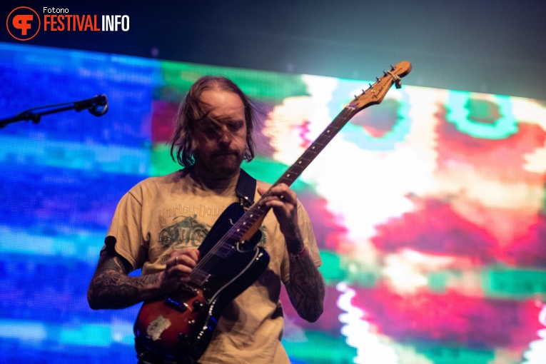 Psychedelic Porn Crumpets op Down The Rabbit Hole 2024 - Vrijdag foto