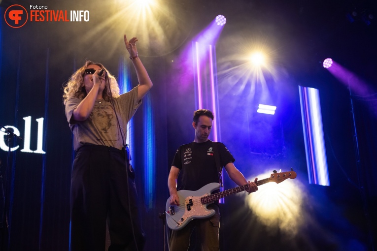 Blondshell op Down The Rabbit Hole 2024 - Vrijdag foto