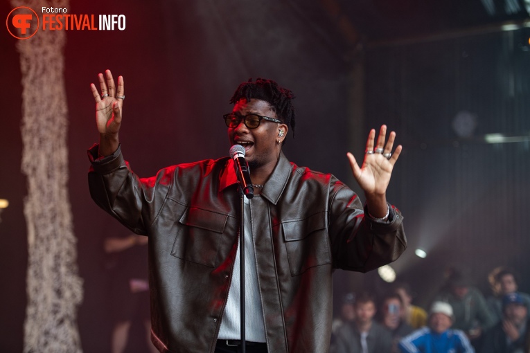 Victor Ray op Down The Rabbit Hole 2024 - Vrijdag foto