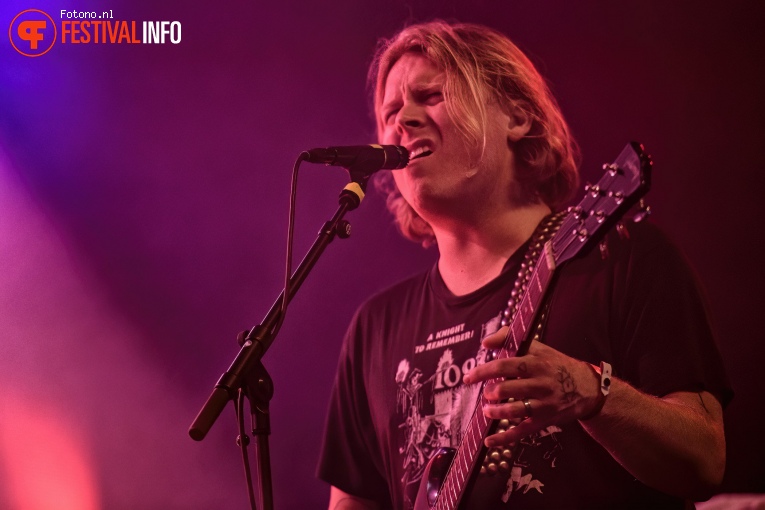 Ty Segall op Down The Rabbit Hole 2024 - Zondag foto