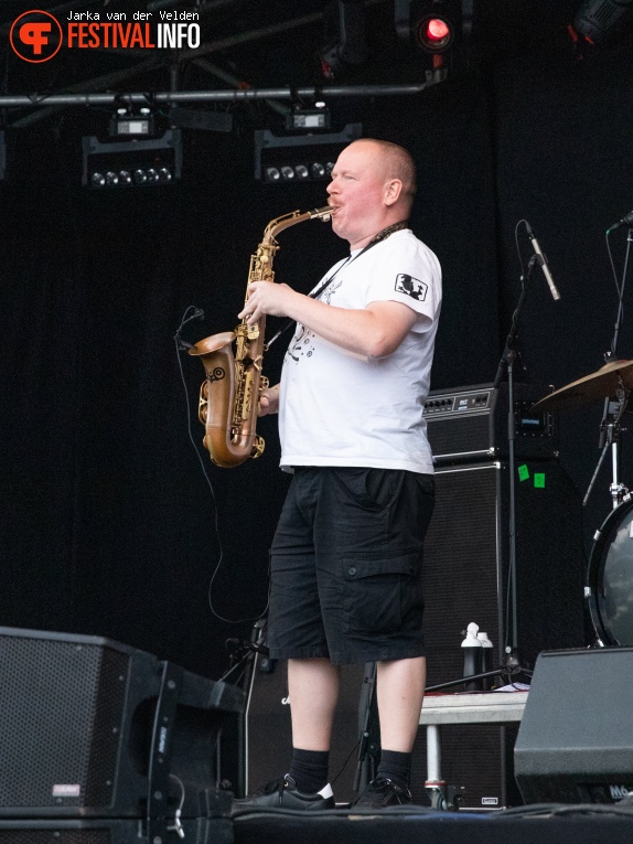 Dog Eat Dog op Hellmond Open Air 2024 foto