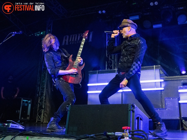 Eisbrecher op Amphi Festival 2024 foto