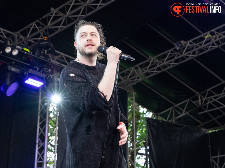 J:Dead op Amphi Festival 2024 foto