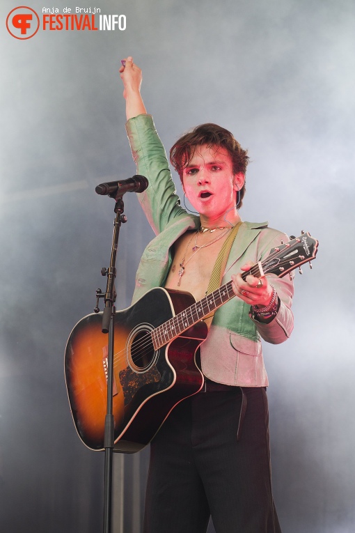 Lenny Monsou op Waterpop 2024 foto