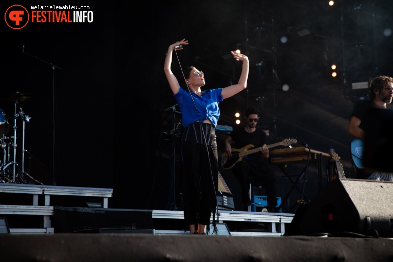 Olivia Ruiz op Paléo 2024 foto