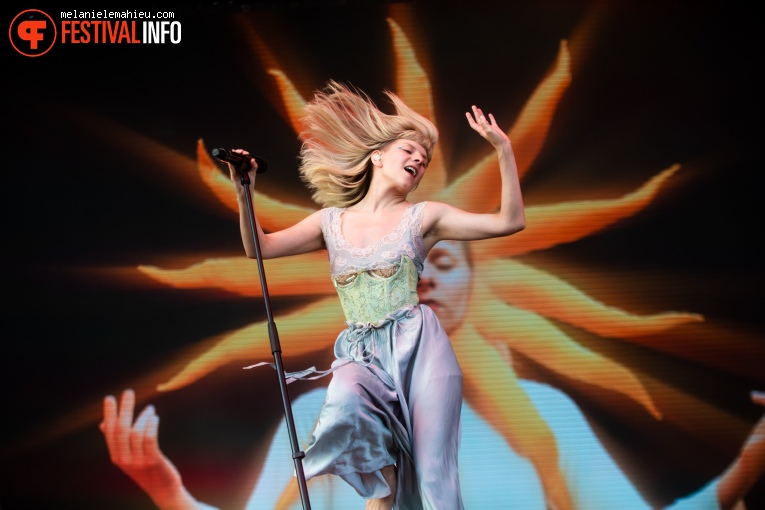 Aurora op Paléo 2024 foto