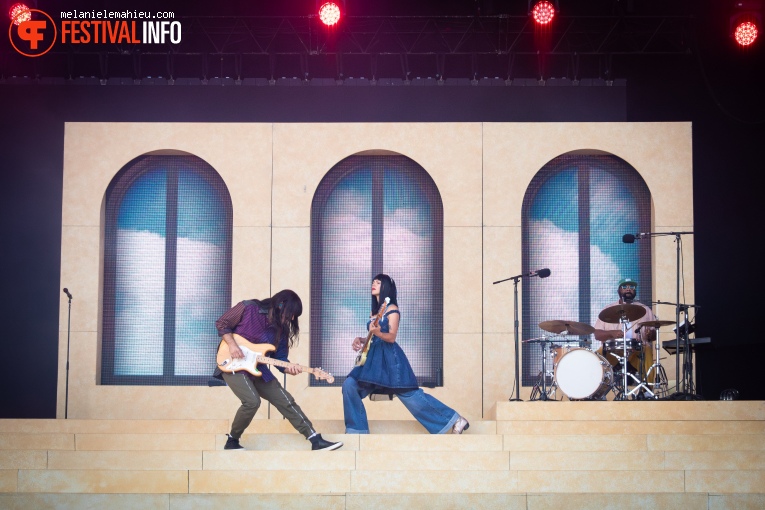 Khruangbin op Paléo 2024 foto