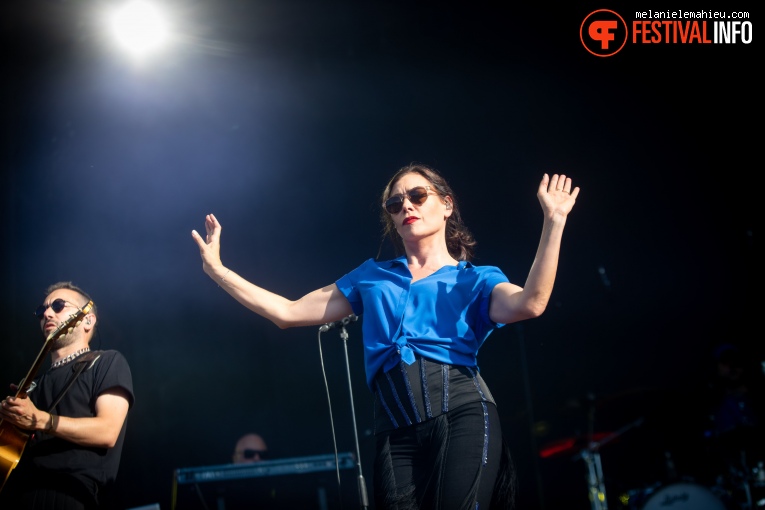 Olivia Ruiz op Paléo 2024 foto