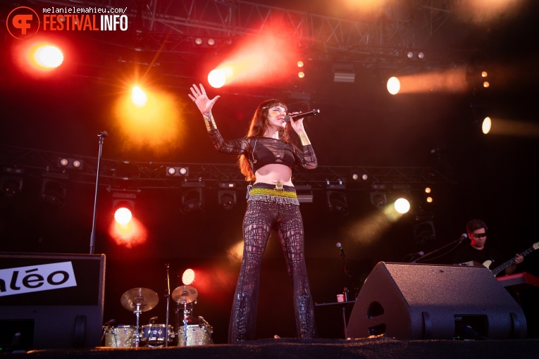 Gaye Su Akyol op Paléo 2024 foto