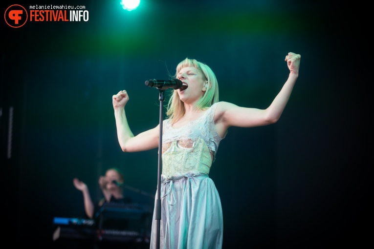 Aurora op Paléo 2024 foto
