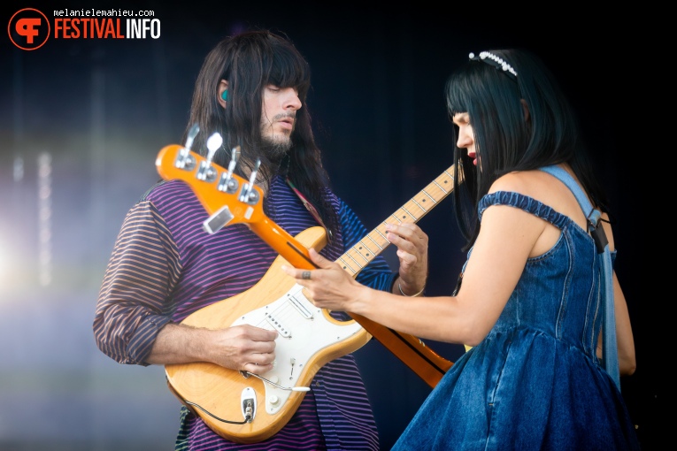 Khruangbin op Paléo 2024 foto