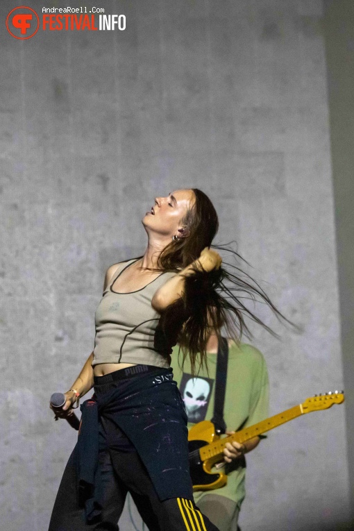MØ op Sziget 2024 - Zaterdag foto