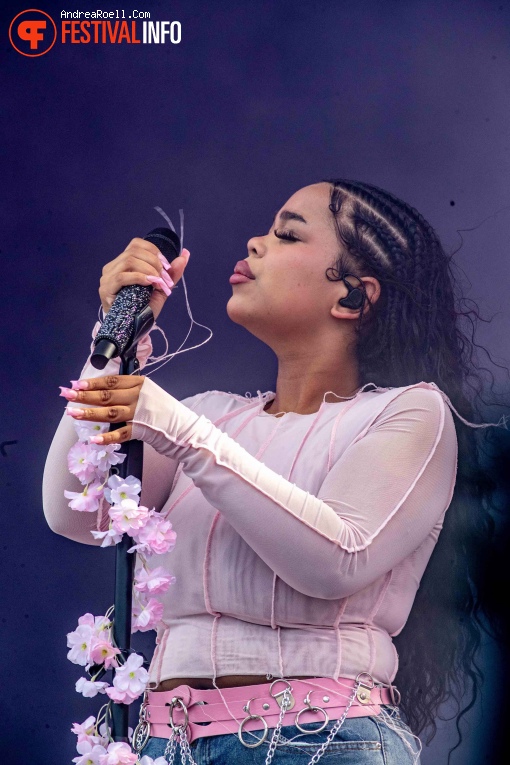 Zoe Wees op Sziget 2024 - Zaterdag foto