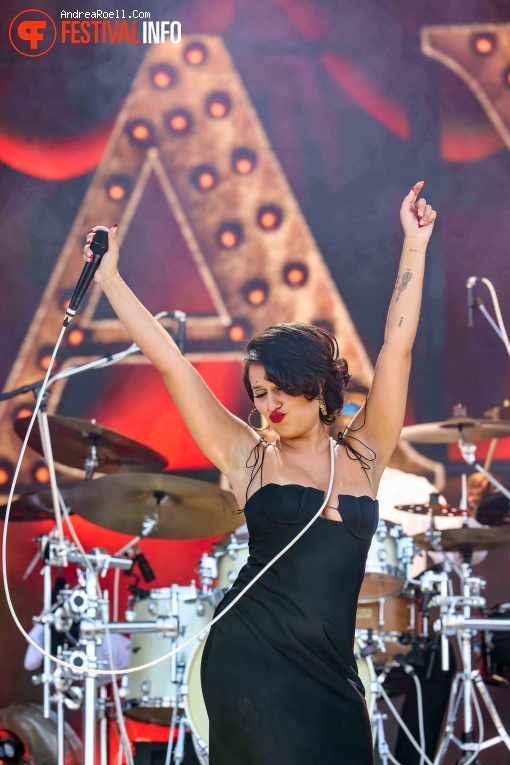 Raye op Sziget 2024 - Maandag foto