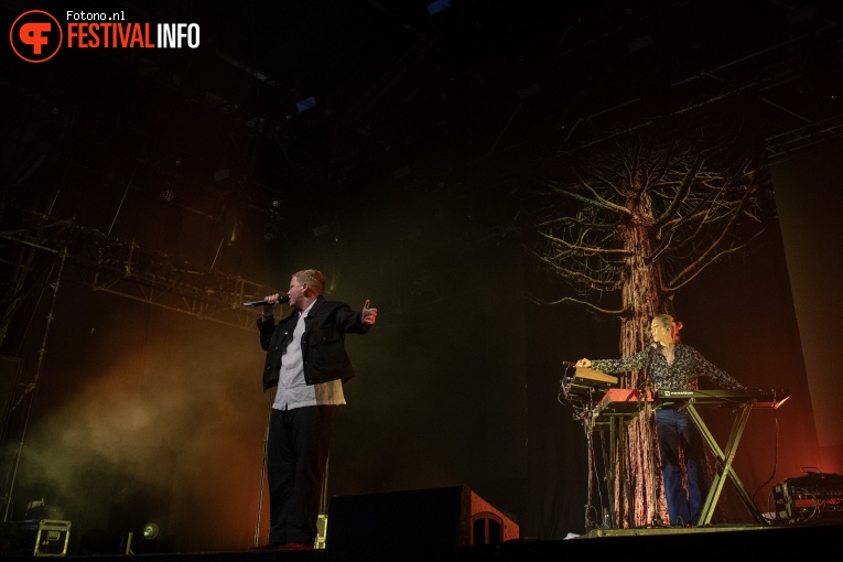 Kae Tempest op Lowlands 2024 - Vrijdag foto