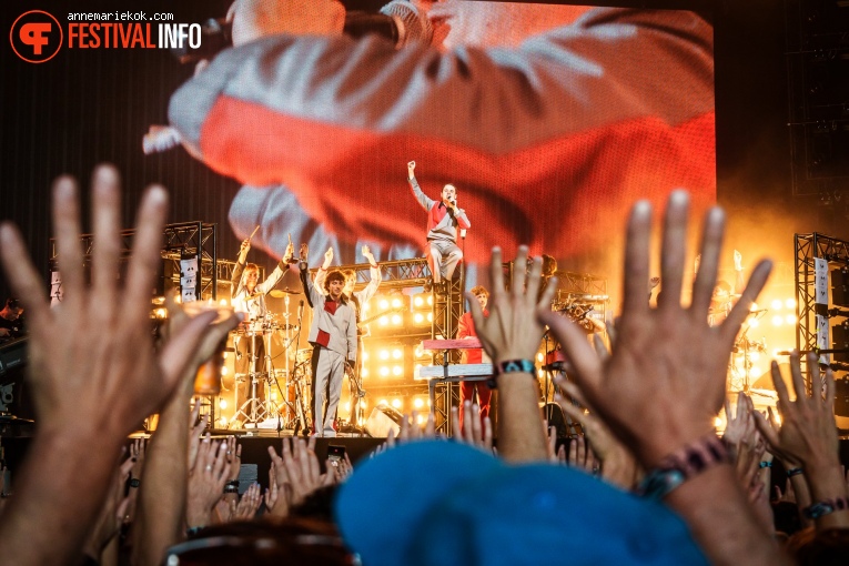 Jungle By Night op Lowlands 2024 - Vrijdag foto