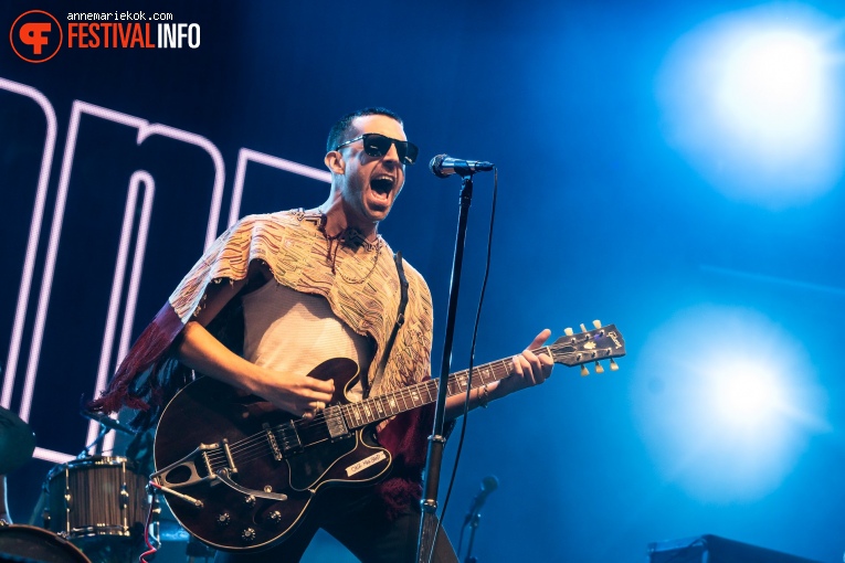 Miles Kane op Lowlands 2024 - Vrijdag foto