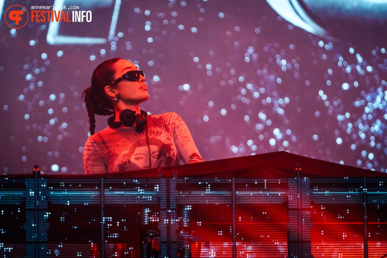 Peggy Gou op Lowlands 2024 - Vrijdag foto