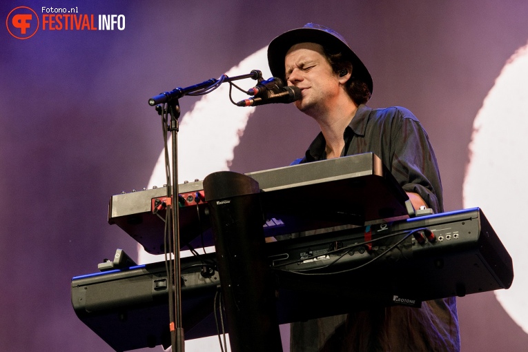 Half Moon Run op Lowlands 2024 - Vrijdag foto