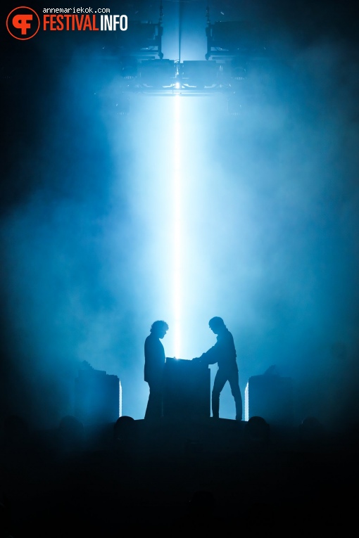 Justice (F) op Lowlands 2024 - Vrijdag foto