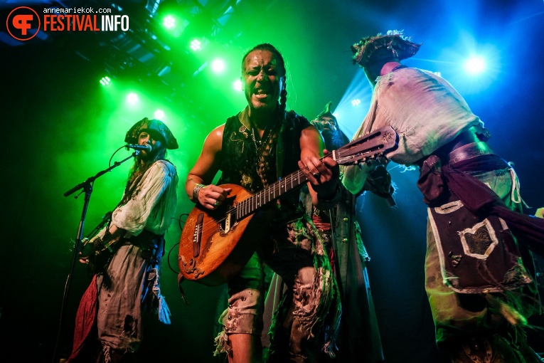 Ye Banished Privateers op Lowlands 2024 - Zaterdag foto