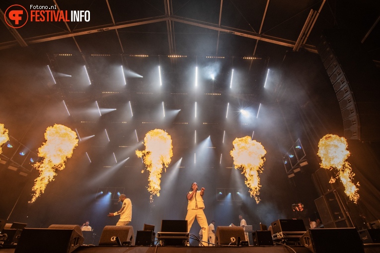 Jonna Fraser op Lowlands 2024 - Zaterdag foto