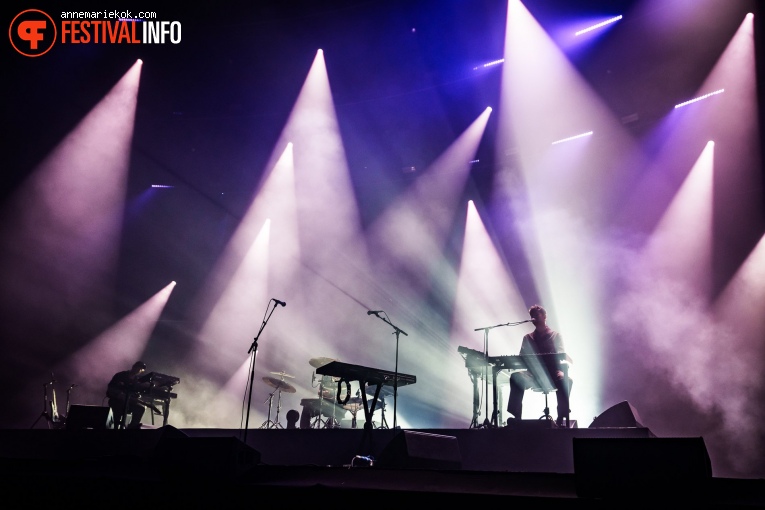 James Blake op Lowlands 2024 - Zaterdag foto