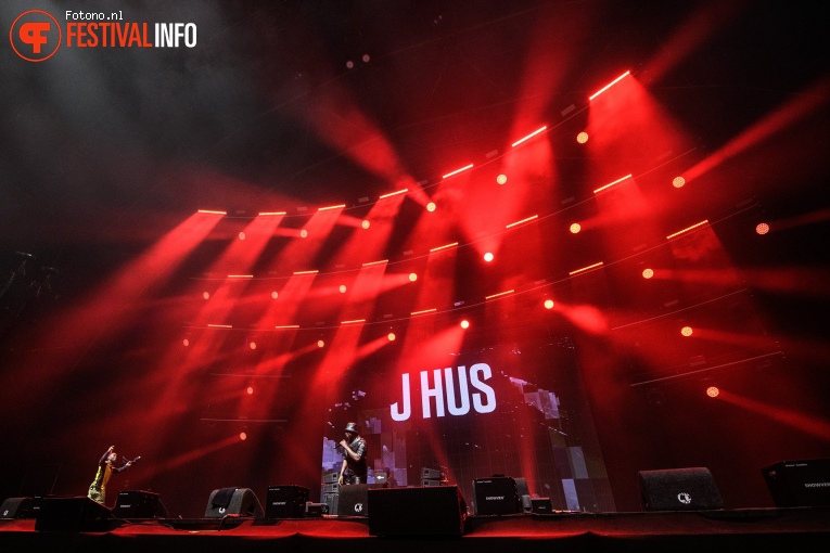 J Hus op Lowlands 2024 - Zondag foto
