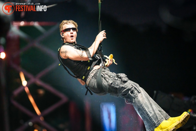 Goldband op Lowlands 2024 - Zondag foto