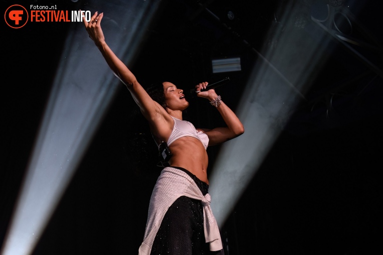 Mette op Lowlands 2024 - Zondag foto