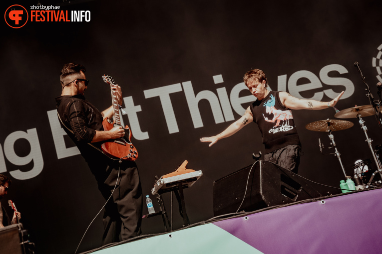 Nothing But Thieves op Superbloom Festival 2024 foto