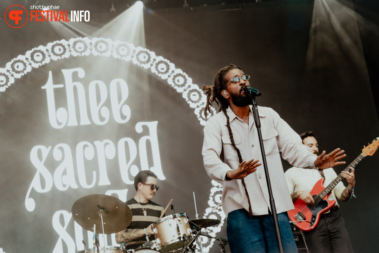 Thee Sacred Souls op Superbloom Festival 2024 foto