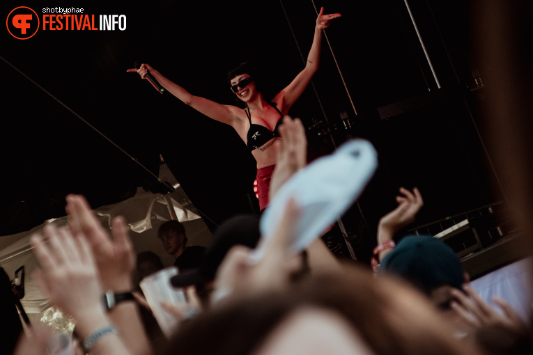 Domiziana op Superbloom Festival 2024 foto