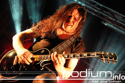 Hammerfall op Hammerfall - 26/2 - Hanenhof foto