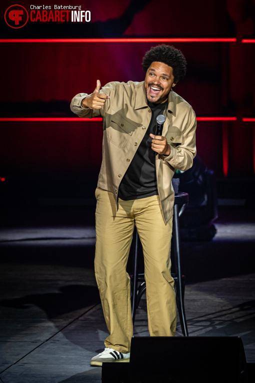 Trevor Noah op Trevor Noah - 09/09 - Ahoy (RTM Stage) foto