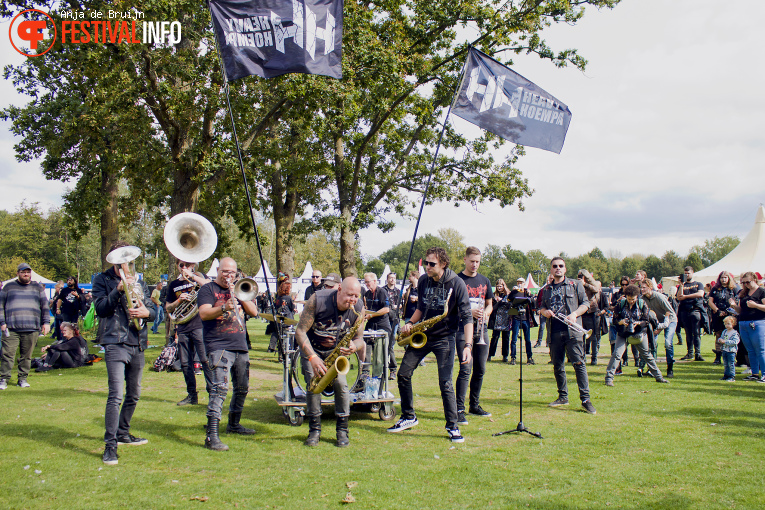 Heavy Hoempa op Baroeg Open Air 2024 foto