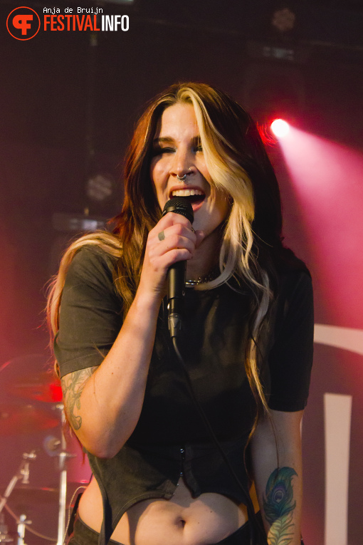 Charlotte Wessels op Baroeg Open Air 2024 foto